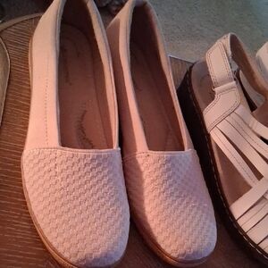 Grasshoppers Beige Woven Flats